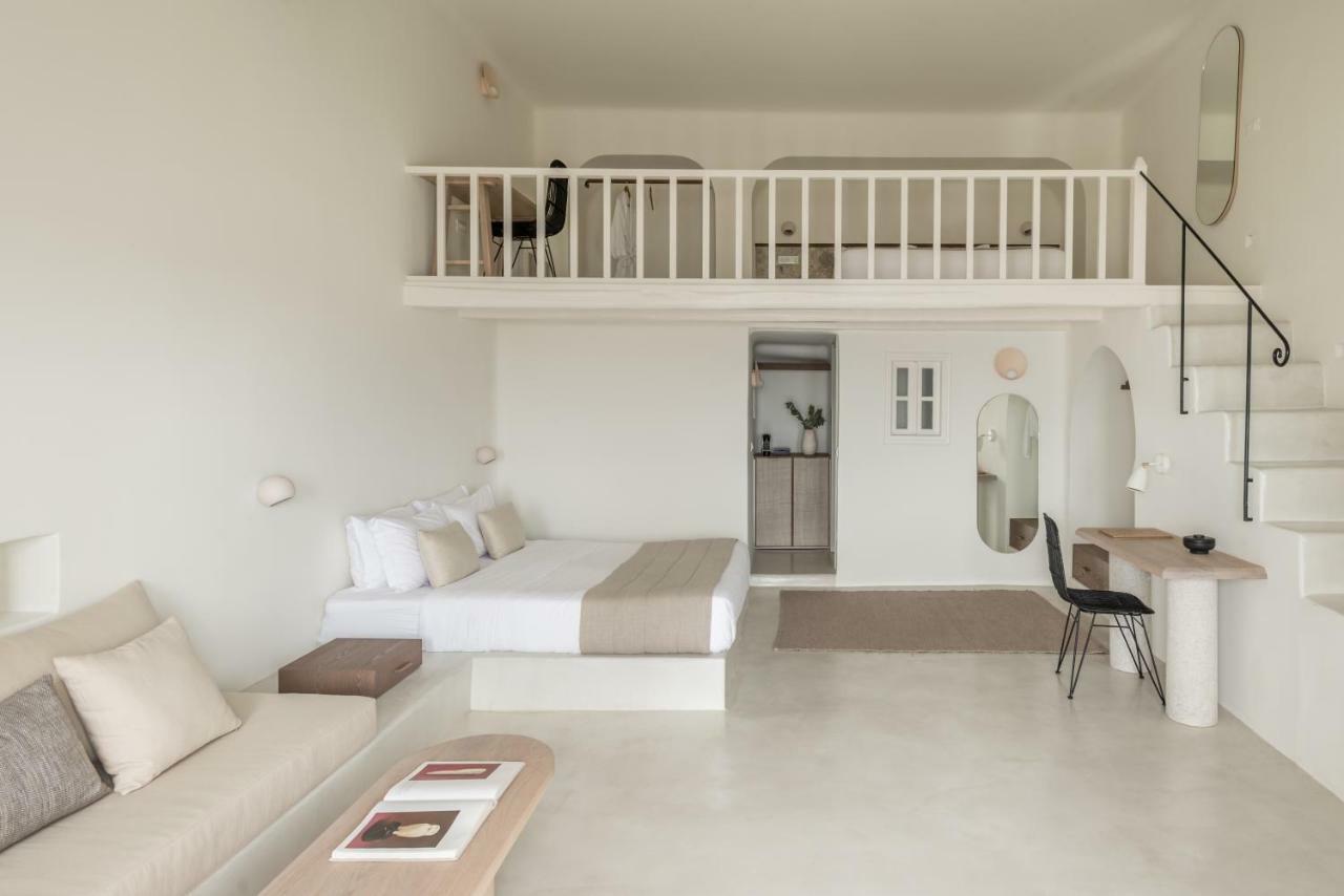 Enigma Suites Fira  Luaran gambar